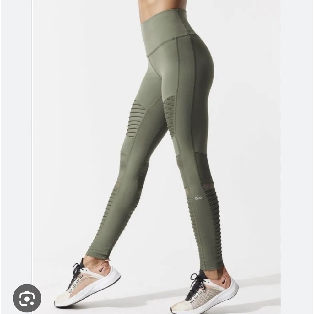 ALO Yoga Green Moto Leggings Full Length